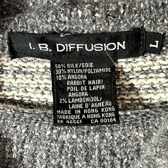 IB Diffusion Sweater Women L Gray White Silk Angora Rabbit Lamb Turtleneck Crop - Picture 11 of 11